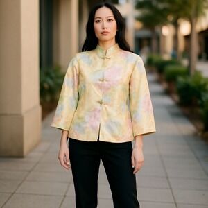 Vintage Asian-Inspired Floral Pastel Satin Jacket‎ With Frog Closures Size 6